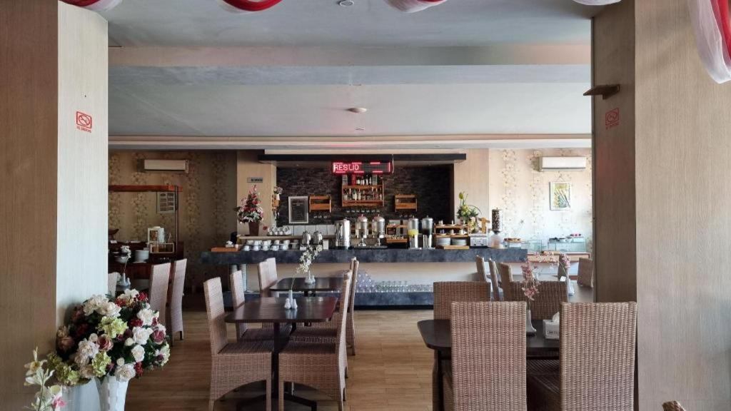 Grand Dian Hotel Slawi Tegal  Extérieur photo