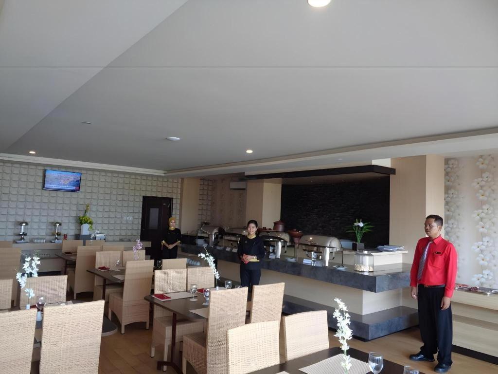 Grand Dian Hotel Slawi Tegal  Extérieur photo