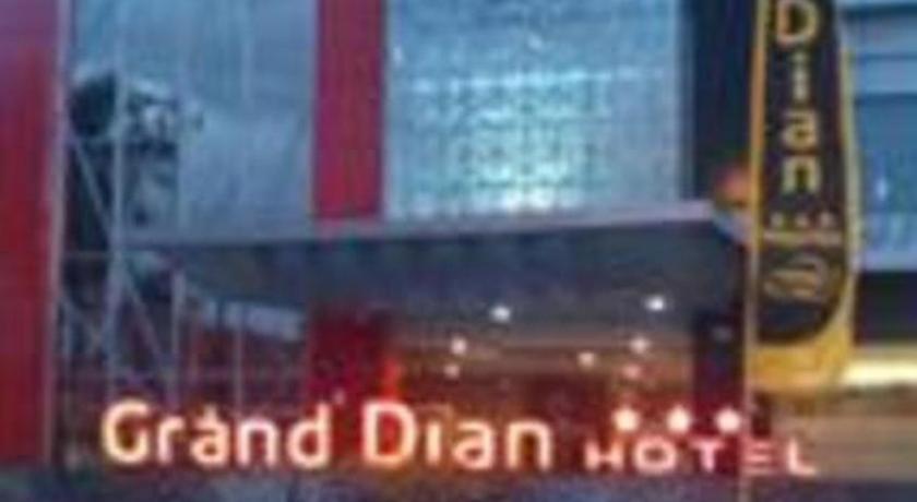 Grand Dian Hotel Slawi Tegal  Extérieur photo